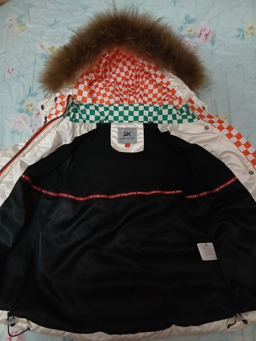 Продам пуховик на девочку