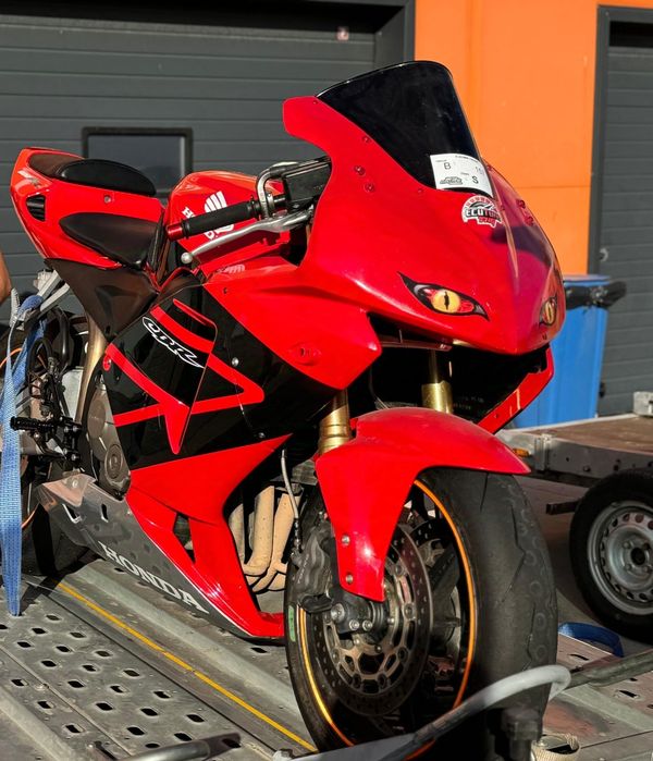 Honda cbr 600 rr track bike / circuit motor pista