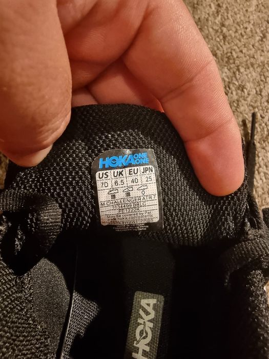 Hoka noi cu eticheta marimea 40