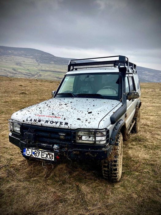 Autoutilitară Land Rover Discovery 2 TD5 – Overlander