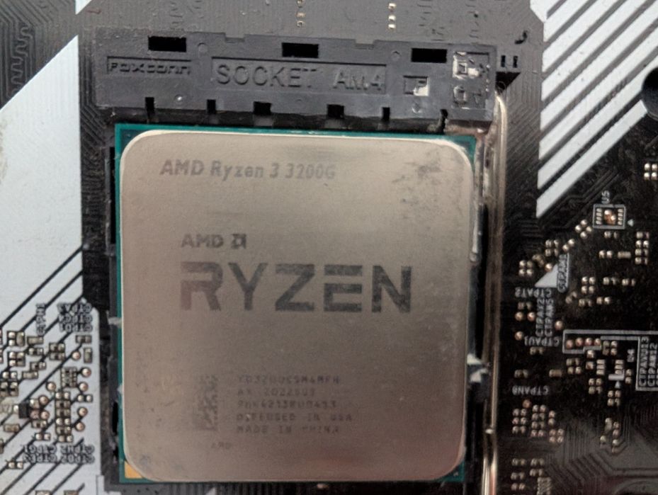 Комплект ryzen 3 3200g a320