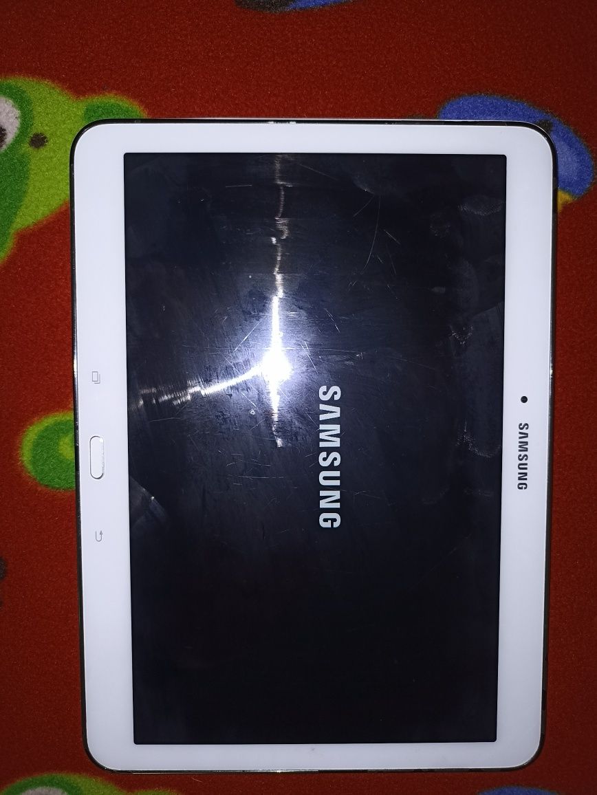 Tableta Samsung tab4
