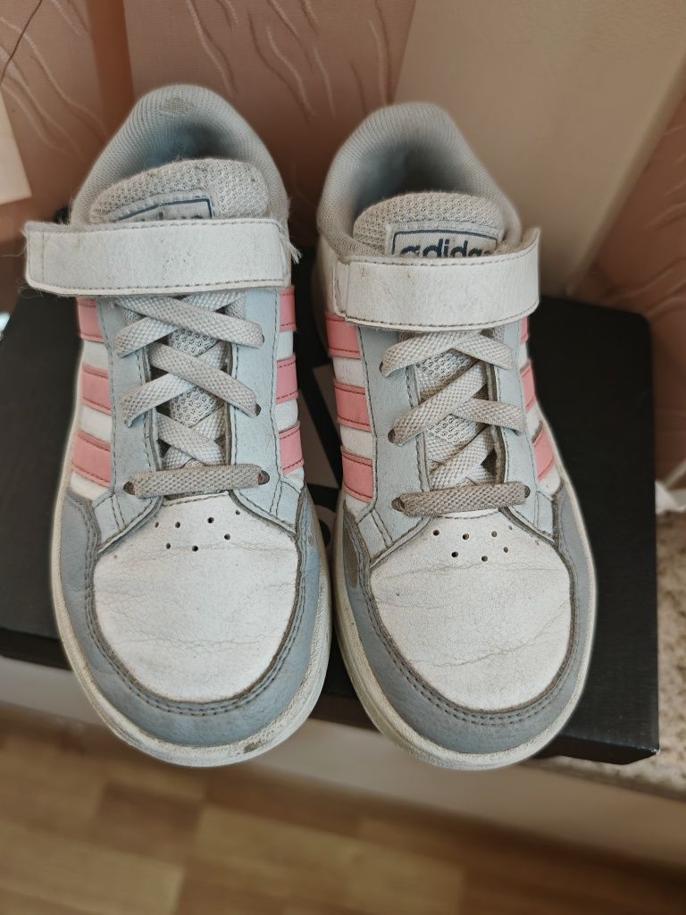 Маратонки Adidas