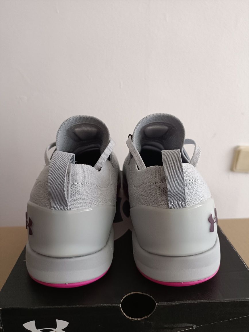 Under Armour Tribase Reign 3 номер 40 код 12A