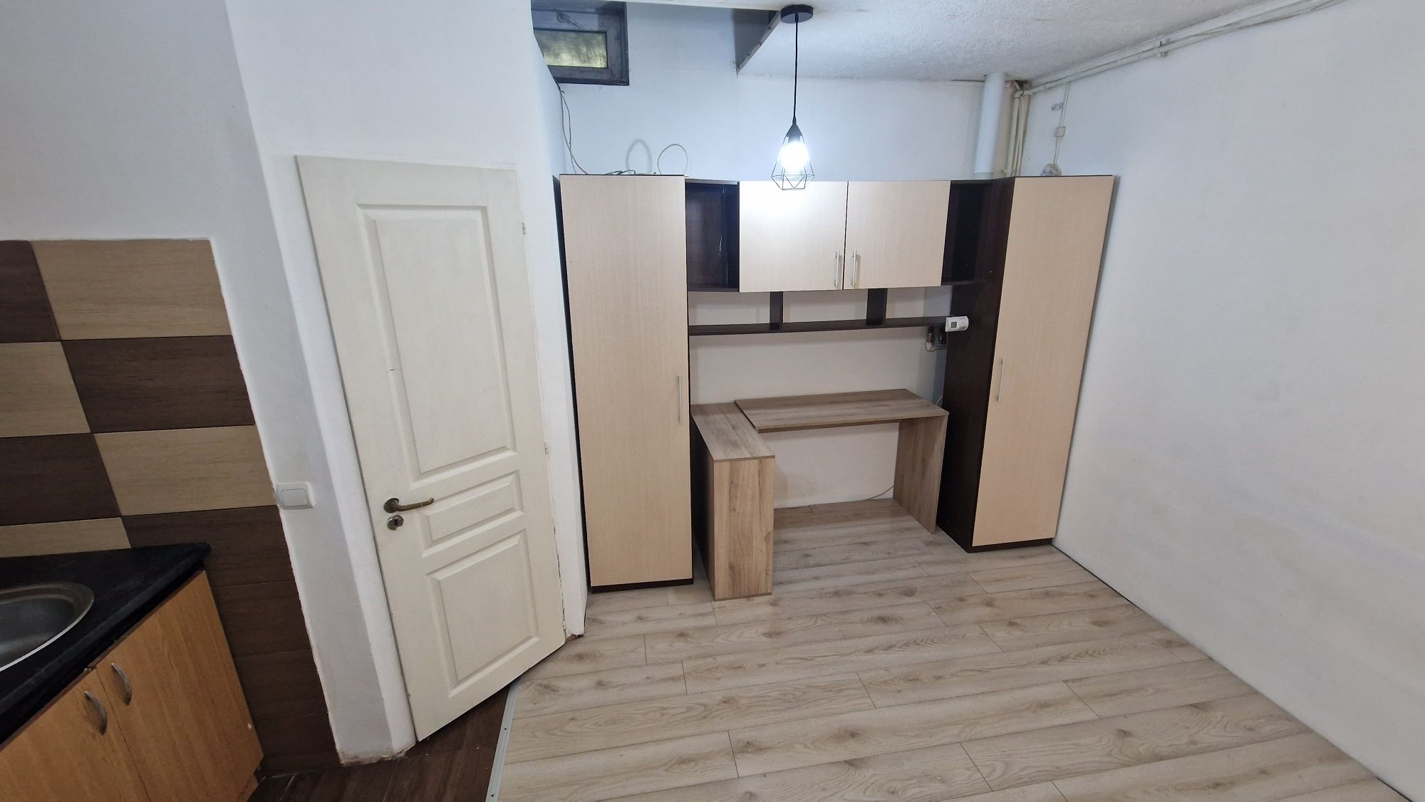 Apartament parter strada Stejarului Floresti