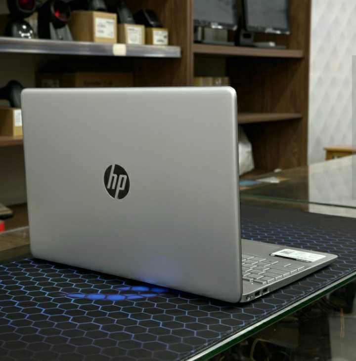 HP LapTop i5-1135G7