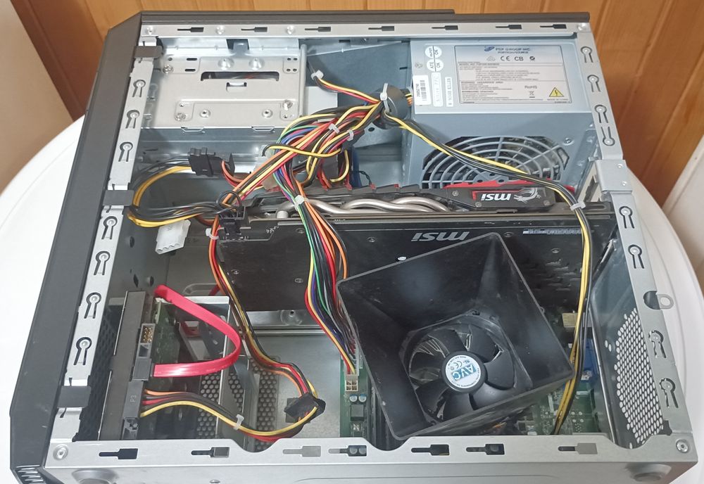 Компютър Fortnite/CS2/GTA V/PUBG със i7/GTX 1060/12GB RAM/1TB HDD/WiFi