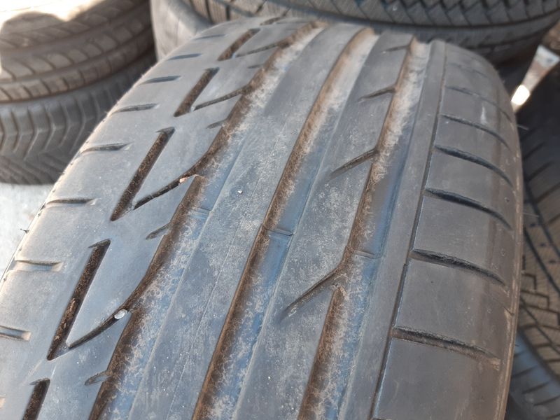 1xAnvelopa second vară 225 45 R19 Bridgestone RFT 6.5mm 2020