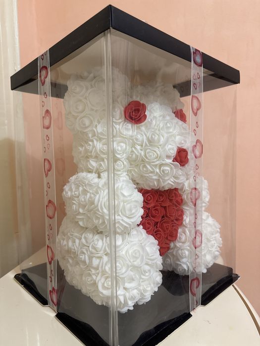 Подарочная игрушка из цветков