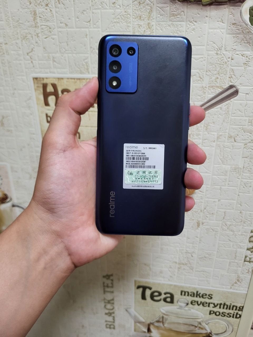 Realme Q3S частота обновления экрана 144hz smartfon shunchaki monstr