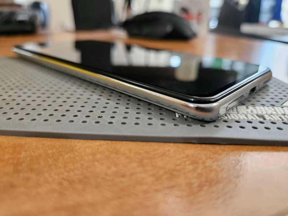 Xiaomi POCO F3 – 8/128GB, пълен комплект, неразличим от нов!