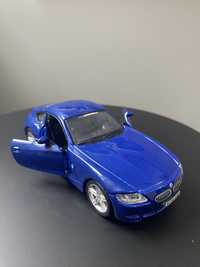 Macheta auto BMW Z4 M Coupe 1/32