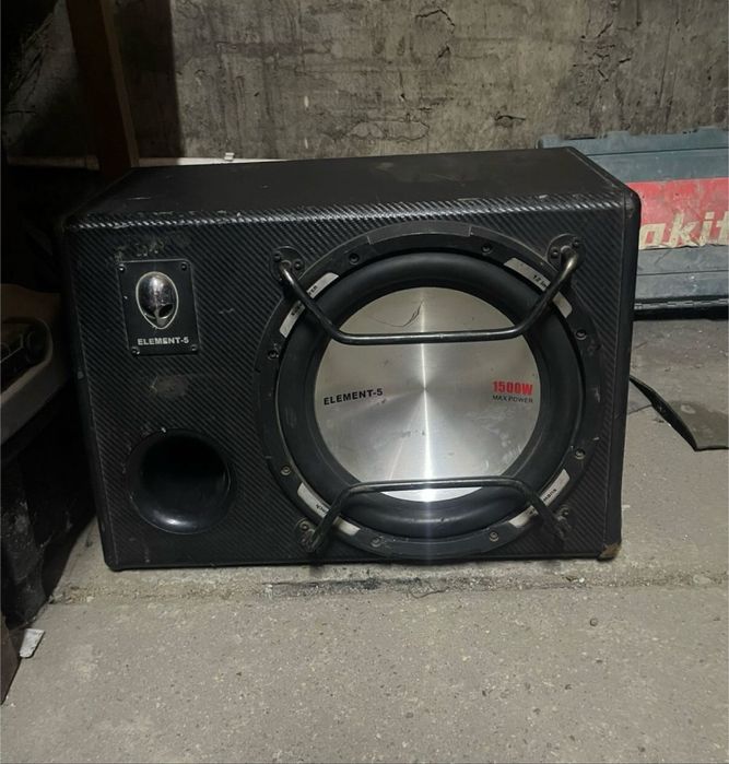 Продам сабвуфер,усилитель,андройд