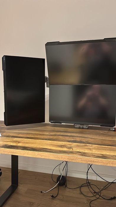 Suport monitoare cu 3 brate