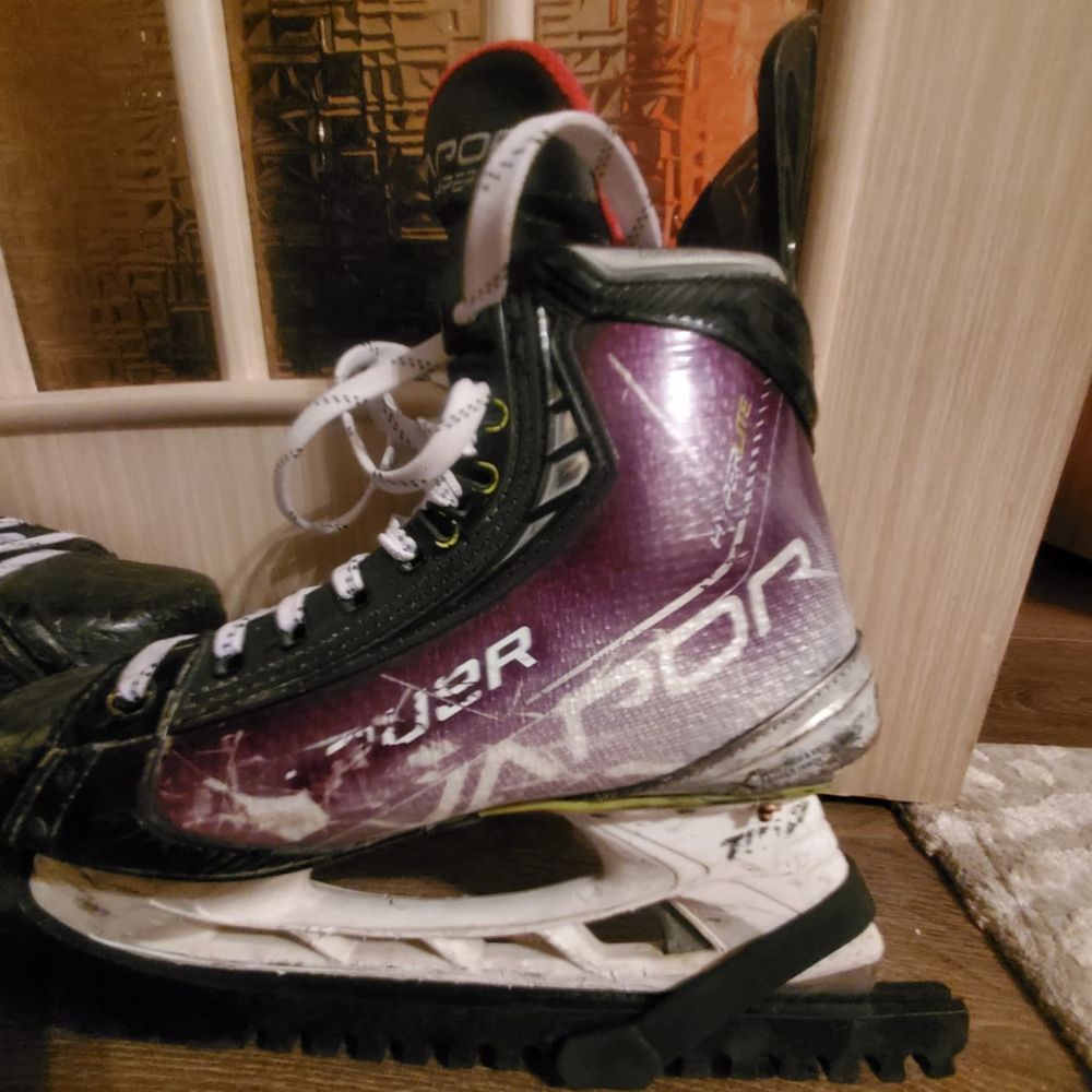 Коньки Bauer Hyperlite