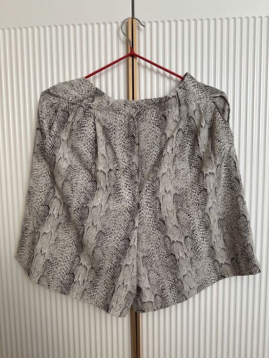 Продам шортики