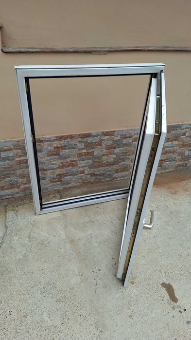 Прозорци PVC дограма