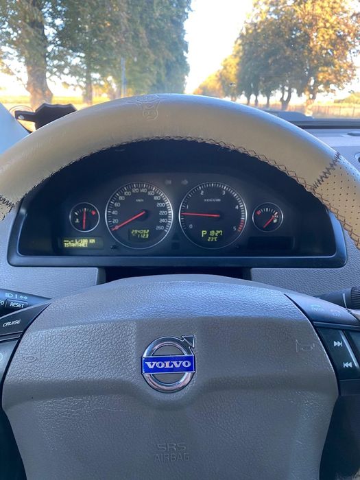 Volvo xc90 2.4 163