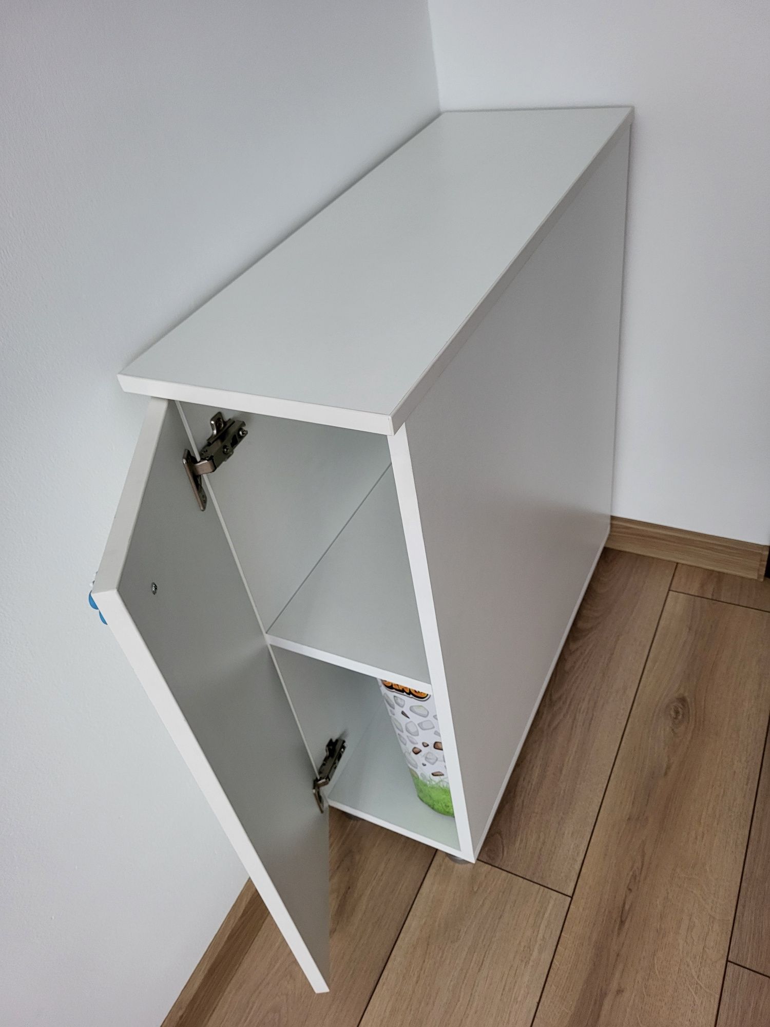 Comoda/ Dulap alb