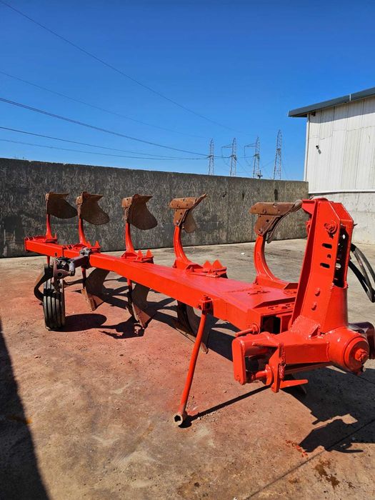 Plug Gregoire Besson