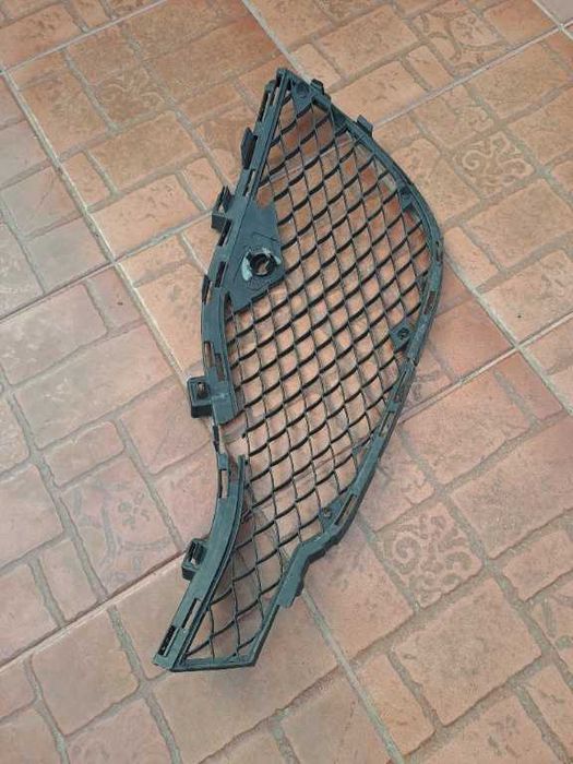 Grila stanga Mercedes GLE C292 AMG cod A2928853321