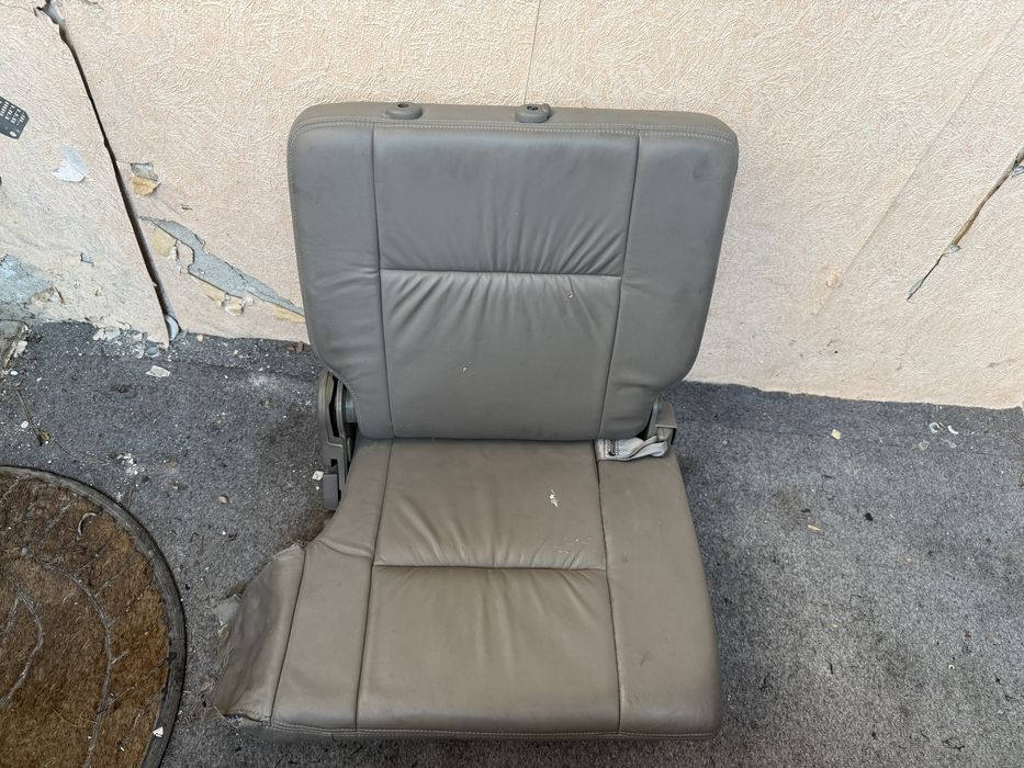 Седалка за трети ред за Nissan Patrol Y61