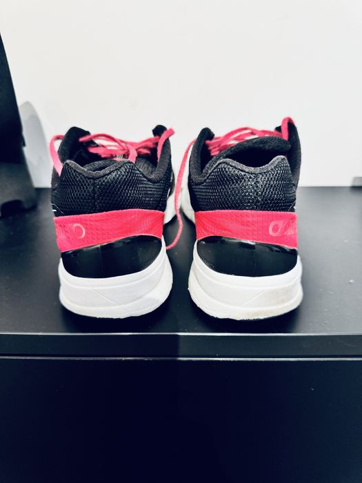 Adidas zero purtai doar in sala