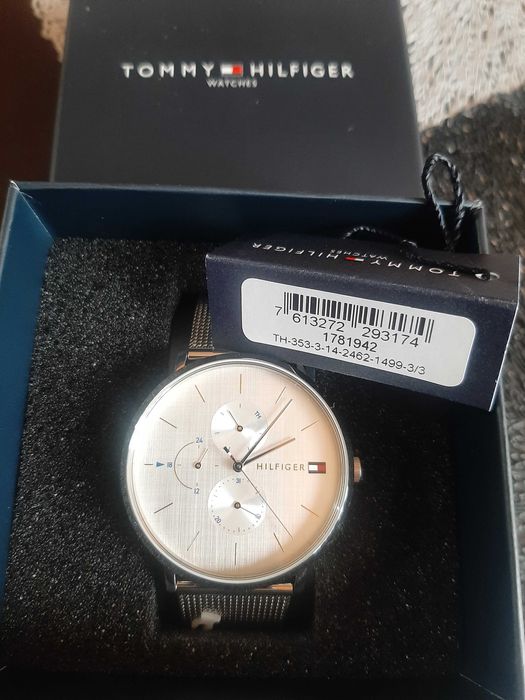 Дамски часовник TOMMY HILFIGER