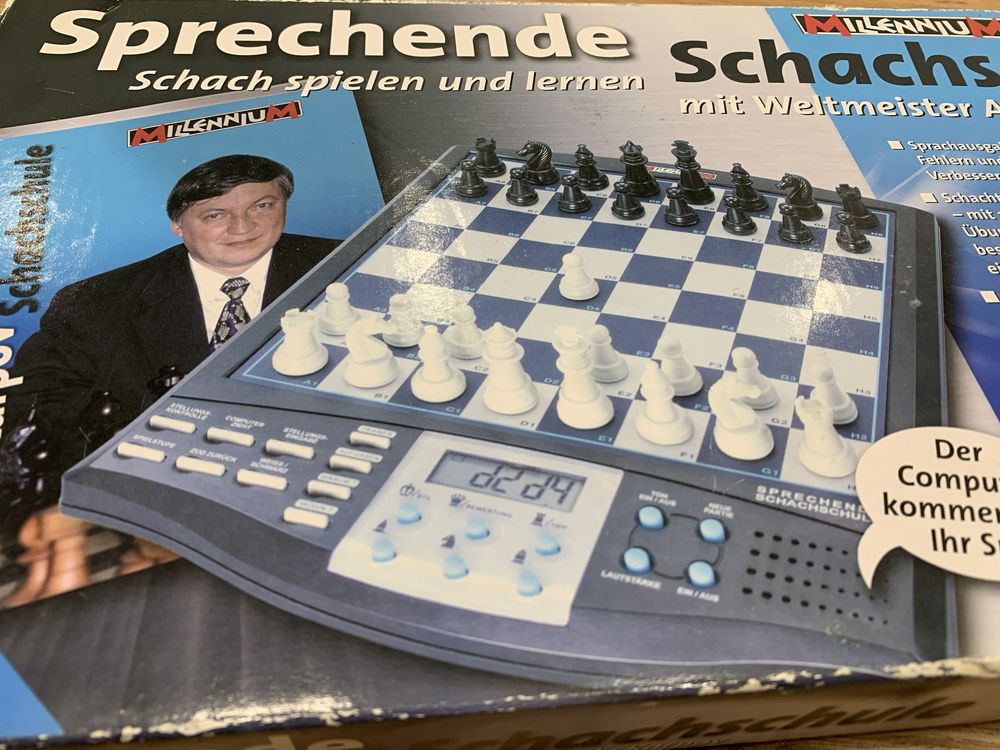 Шах компютър Millenium (Chess Karpov)