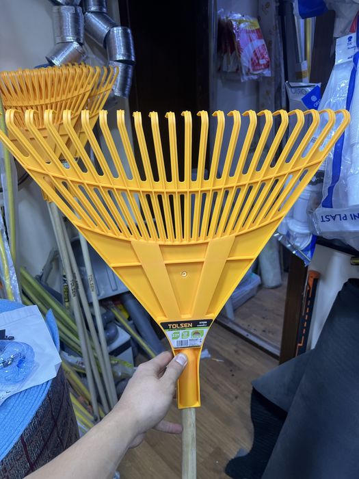 Грабли садовые пластиковые, железные