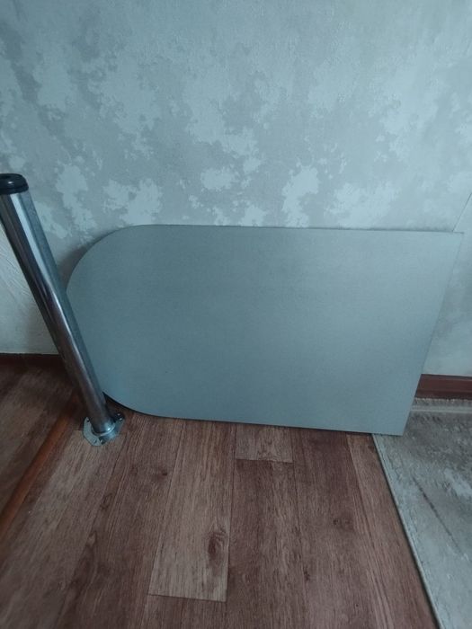 Кухонная мебель стол, стулья