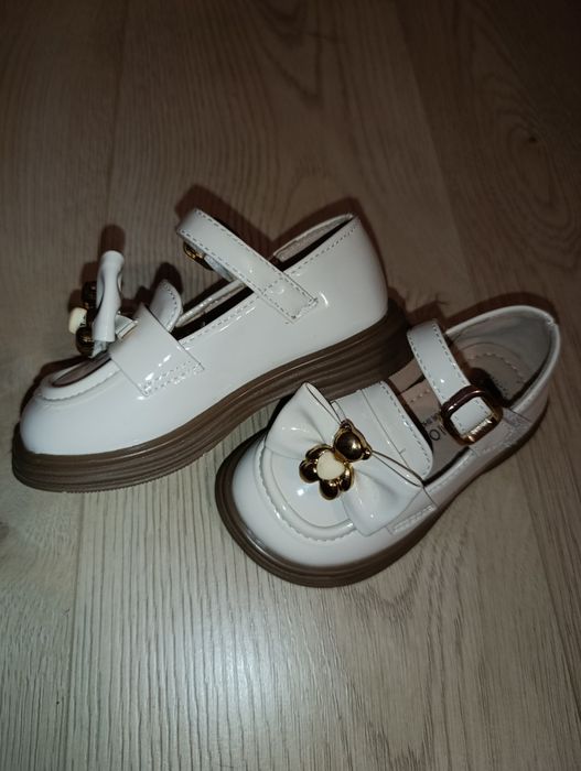 Încălțăminte copii măsură 22-23