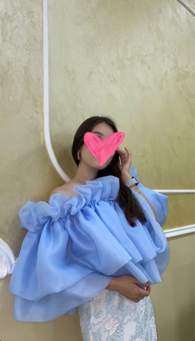 Голубое выпускное платье в идеальном состоянии