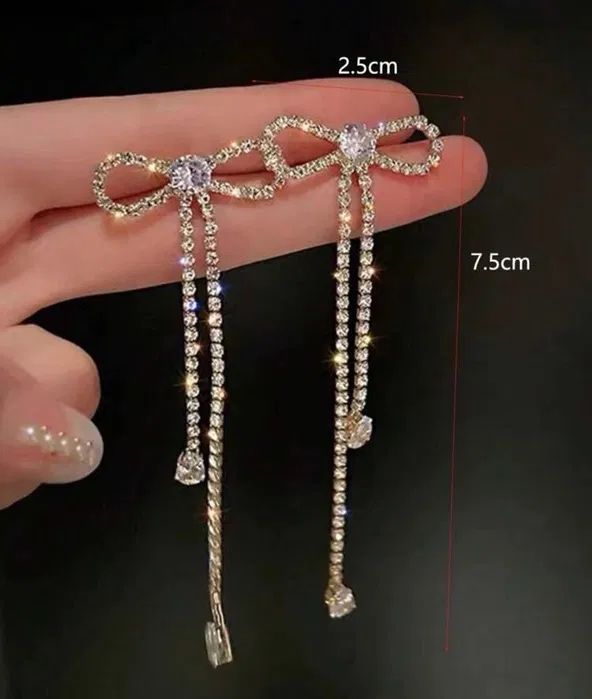 Rochie elegantă + cercei fundiță