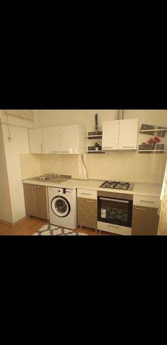 Închiriez ap.2 camere în Dimitrov