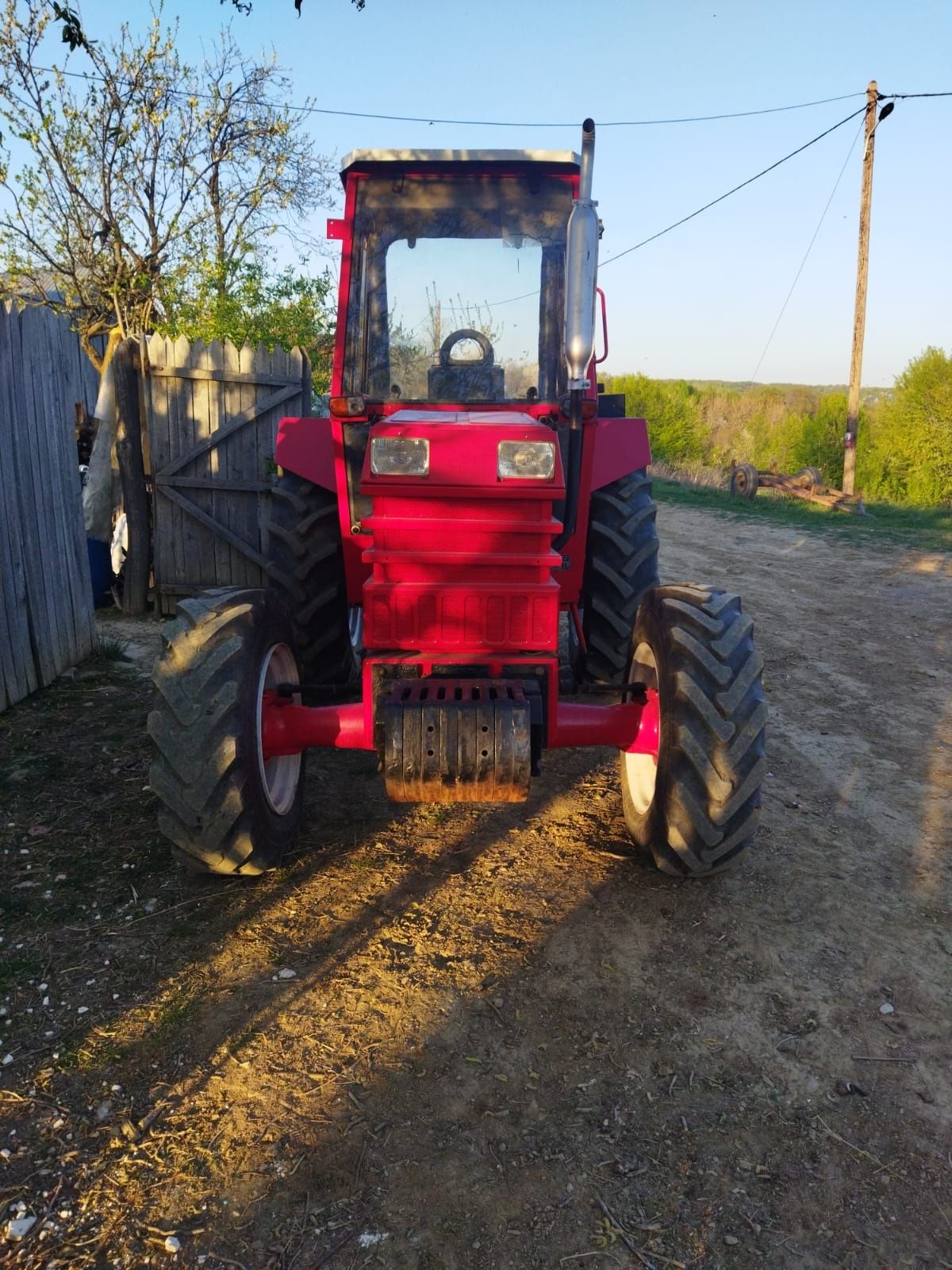 Vând tractor MAT541-DT