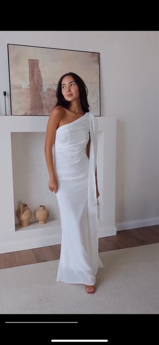 Продам белое свадебное платье за 5000тг