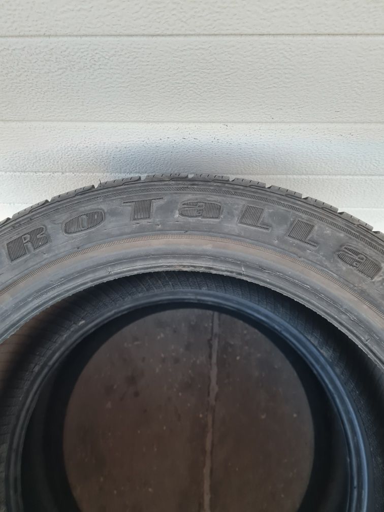 Зимни гуми 2 броя ROTALLA IcePlus 215 45 R17 дот 2910