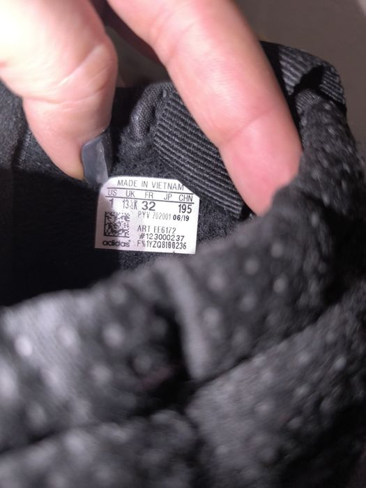 Боти Adidas 32 и 33 номер