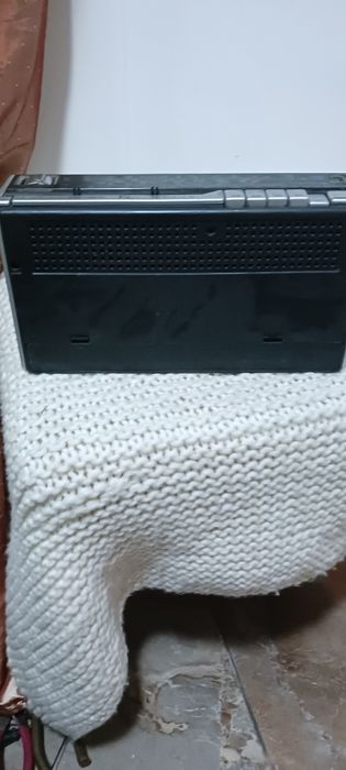 Vând radio Philips pt colectie