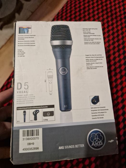 Microfon AKG nou