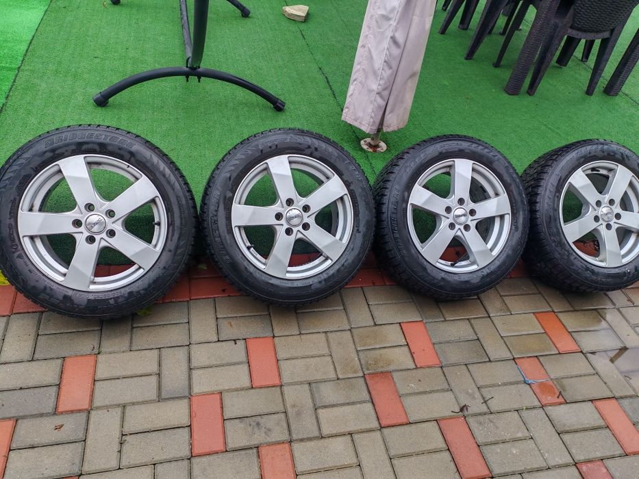 Jante DEZENT R16 cu anvelope iarna 205/60 R16
