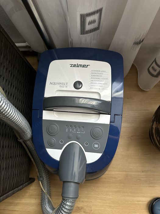 Aspirator cu spalare Zelmer