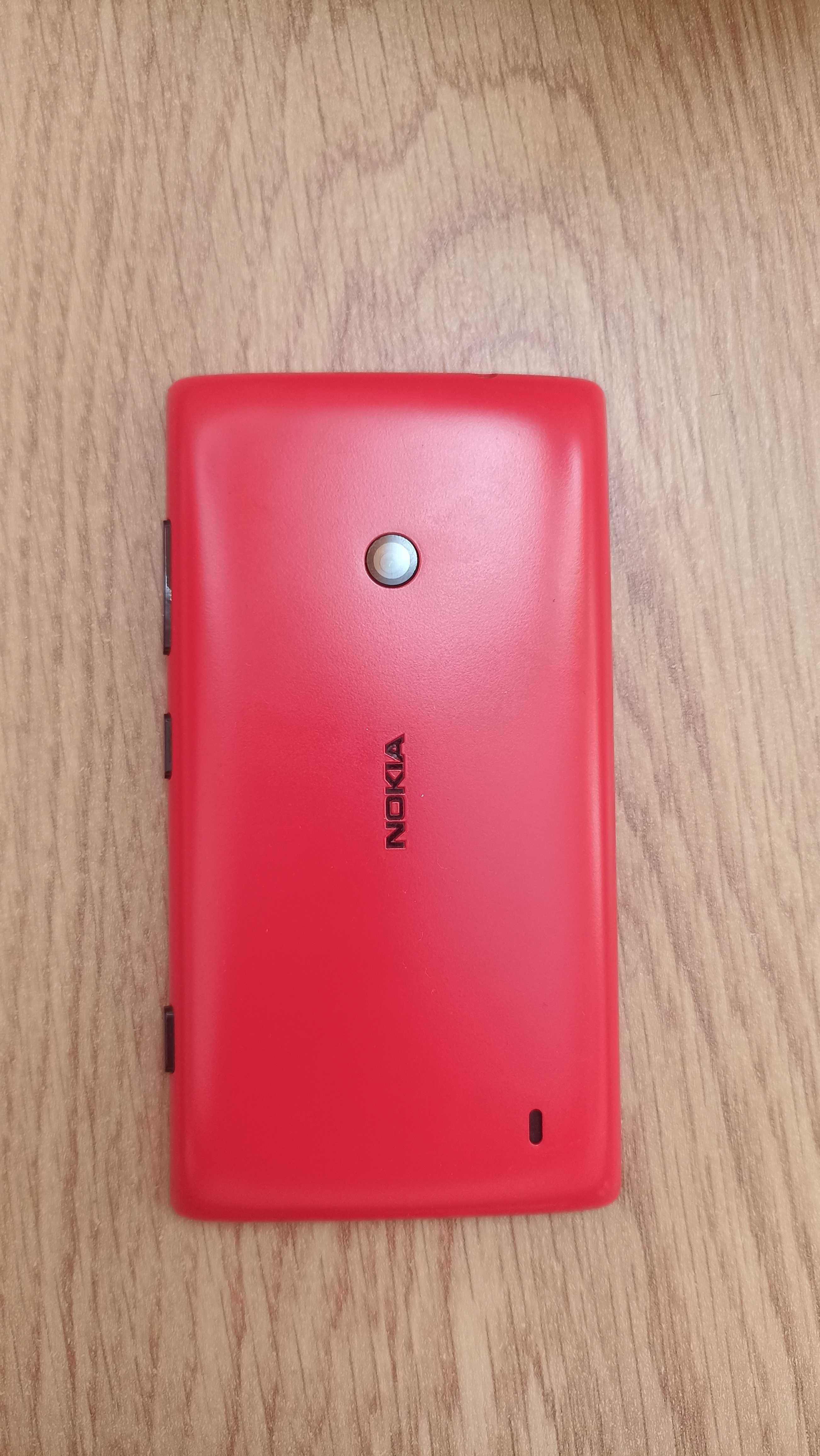 Телефон Nokia Lumia 520