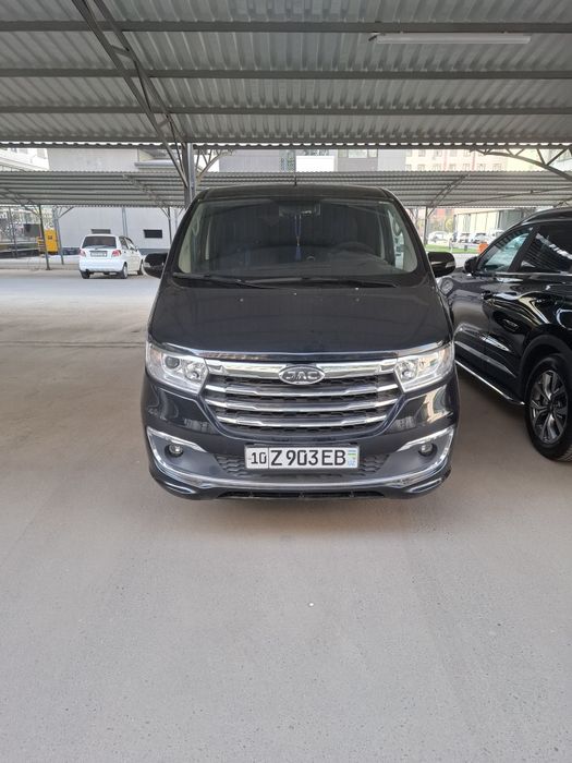 Продается минивэн JAC M3 (2023 г.) | 8+1 мест | Пробег 12 500 км