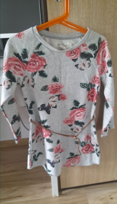 rochie h&m fata fetita de 4-6 ani trandafiri fluturasi rochita fata