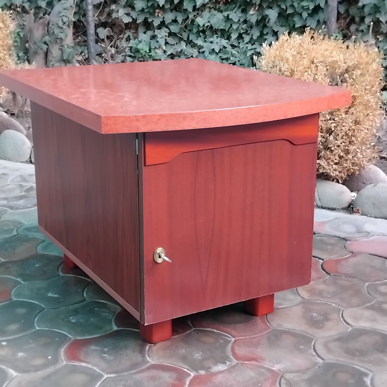 Тумбочка  60х70×60