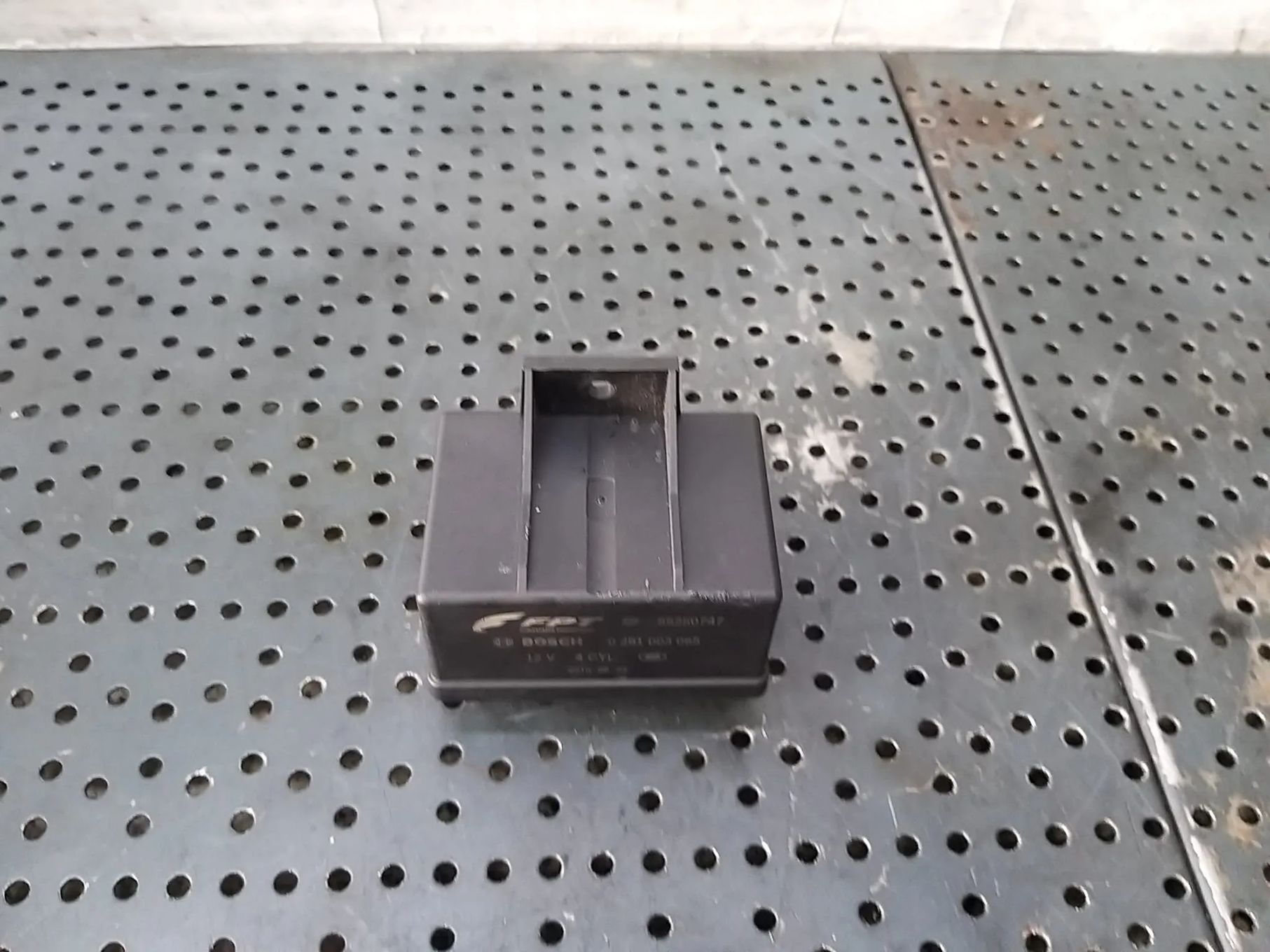 Releu bujii 1.3 mjt fiat fiorino 55250747 0281003065