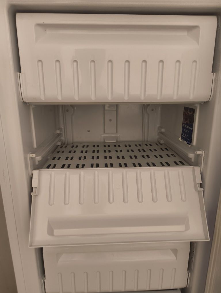 Морозильник INDESIT