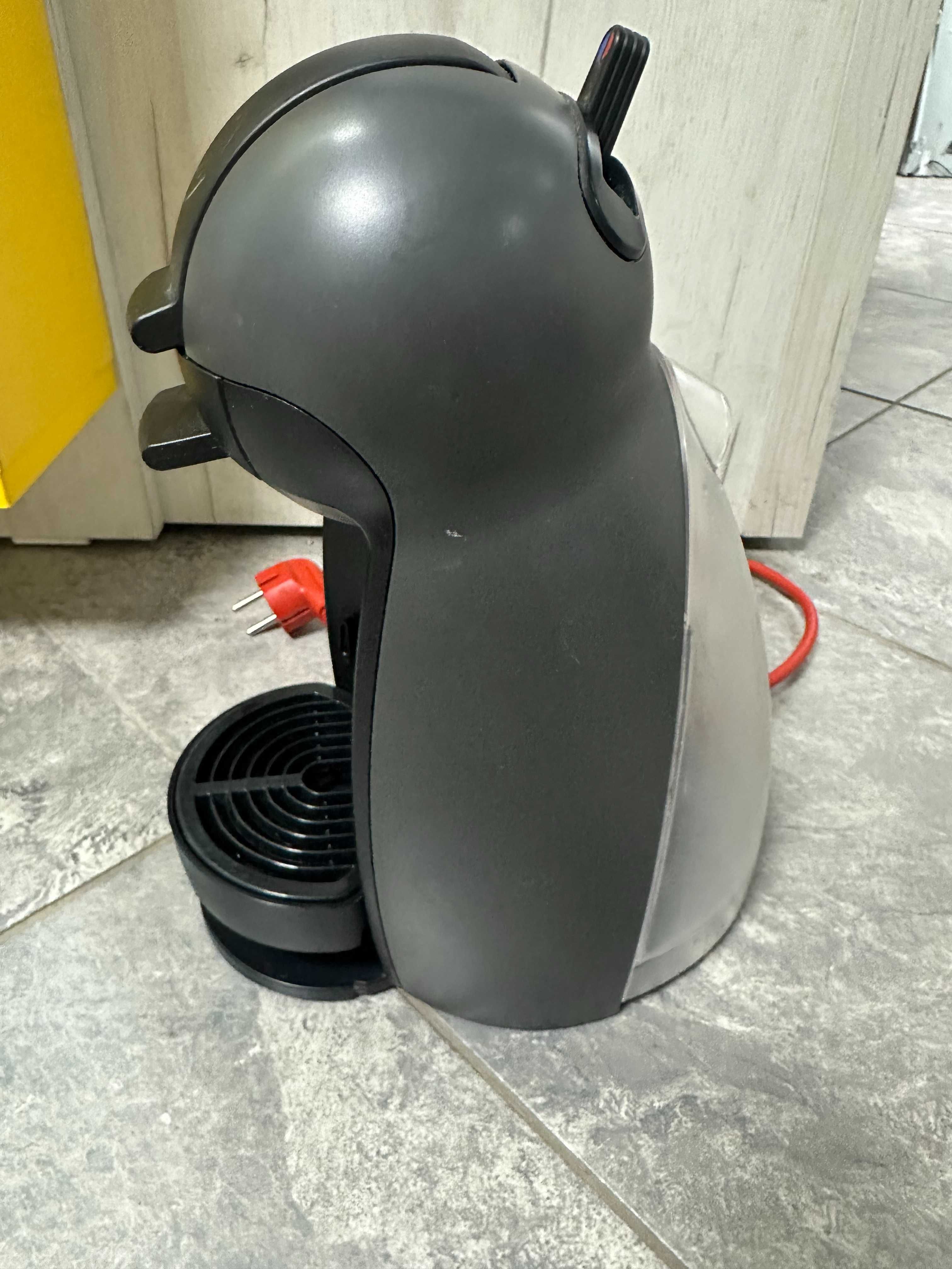 Капсулна кафемашина Krups Nescafe Dolce Gusto Piccolo KP1000
